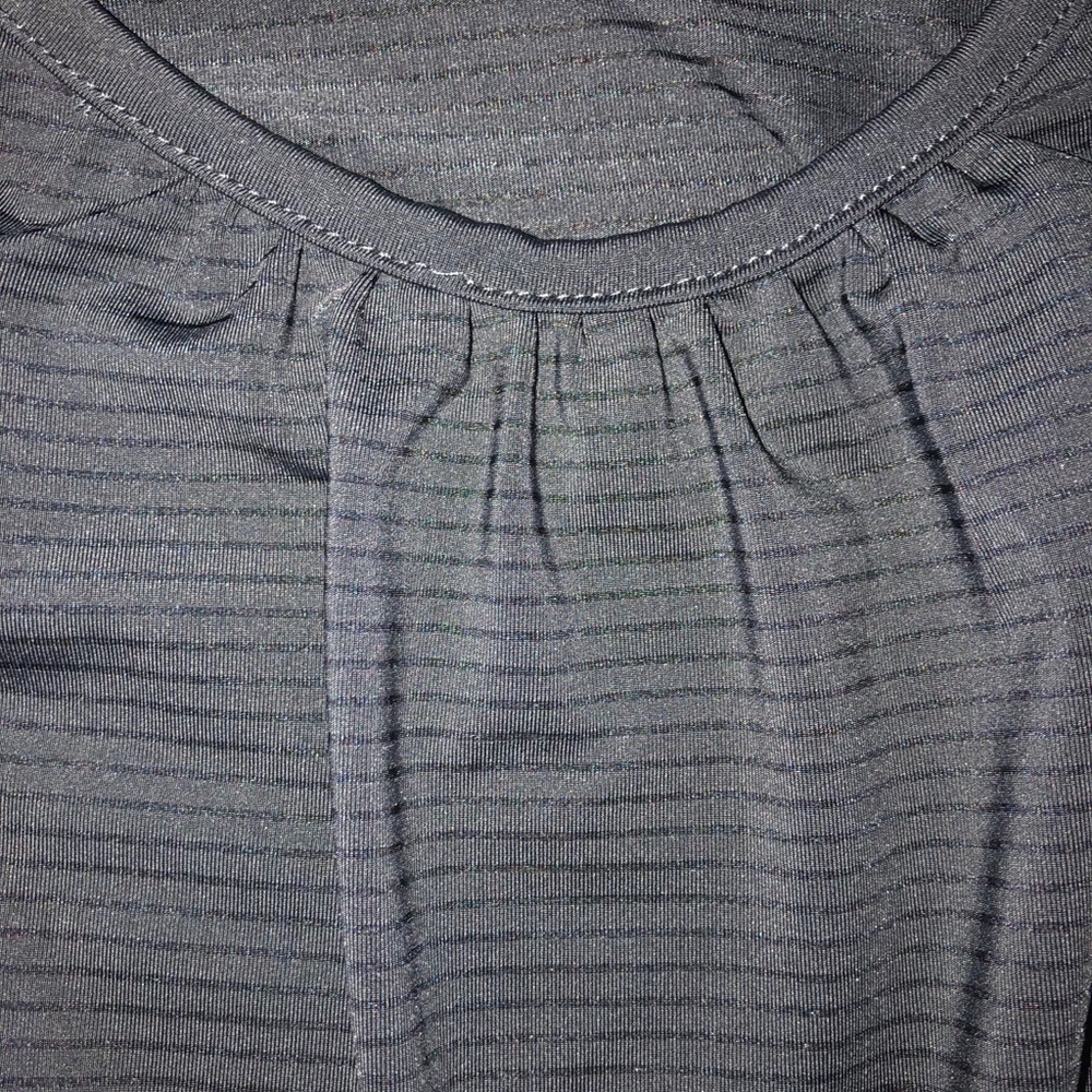 Small Active Old Navy Top - Picture 3 of 5